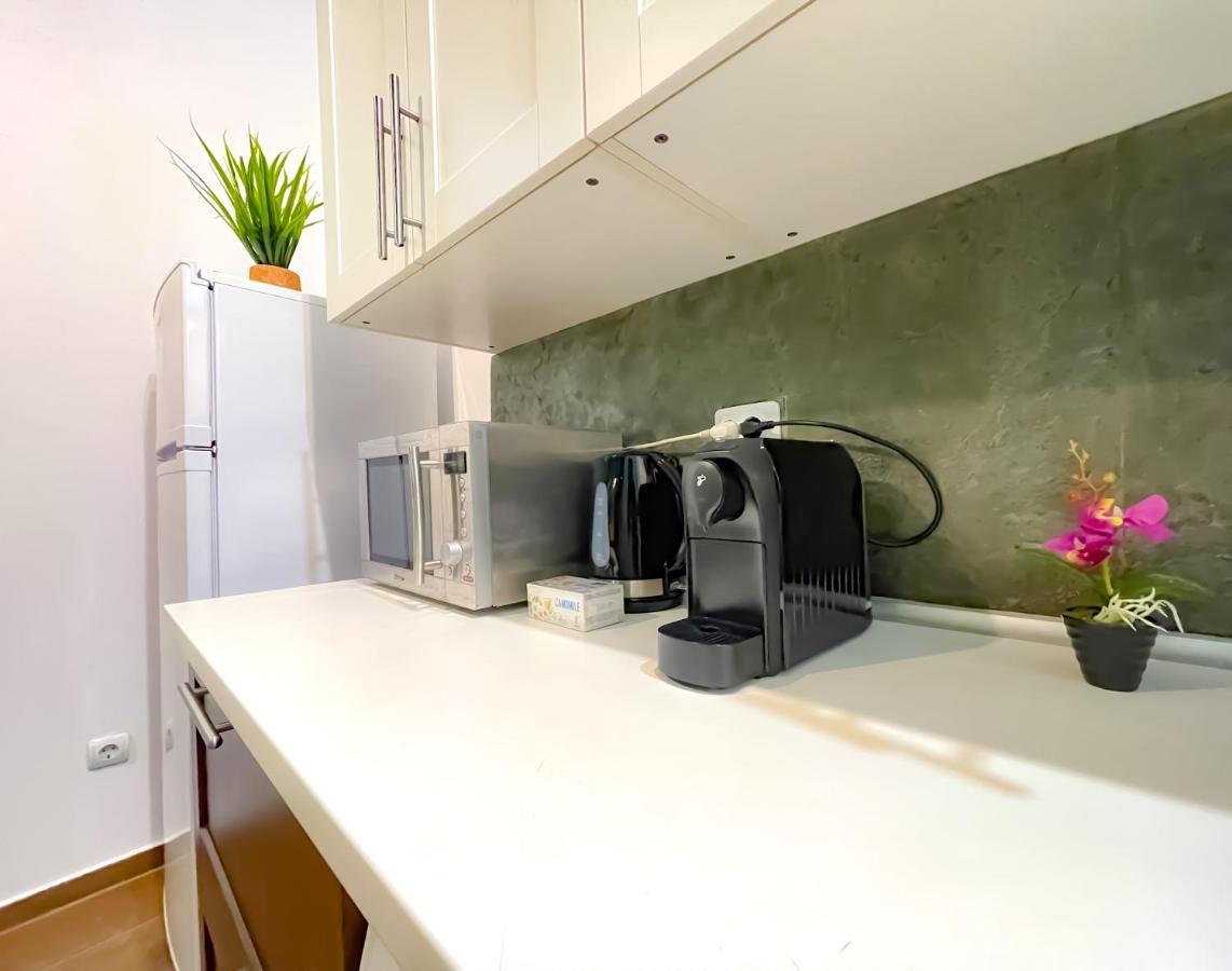 Cool Flat In The Heart Of Bucharest'S Fun And History Apartment Exterior photo