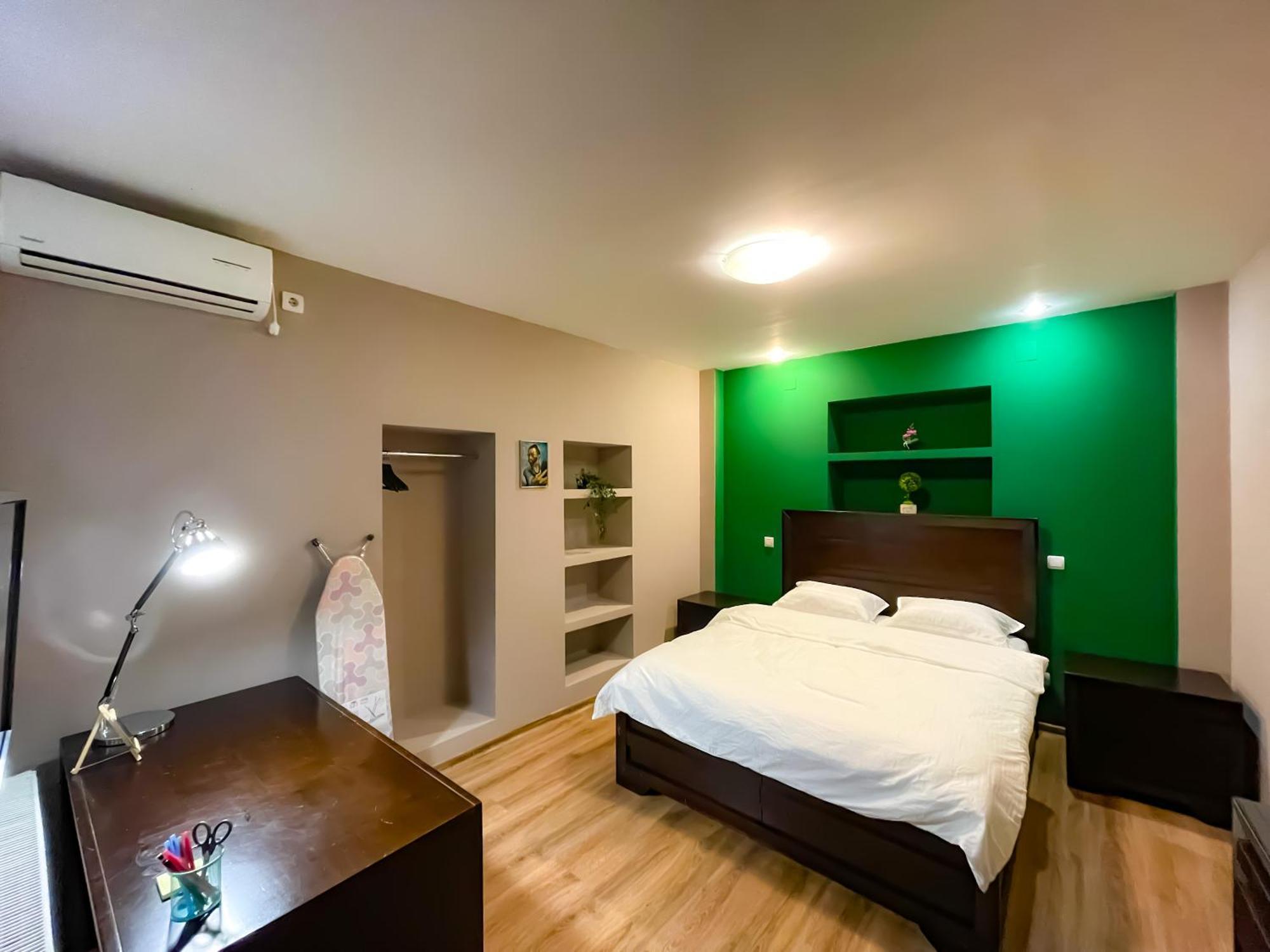 Cool Flat In The Heart Of Bucharest'S Fun And History Apartment Exterior photo
